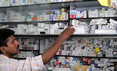 【特写】印度买药 去还是不去?